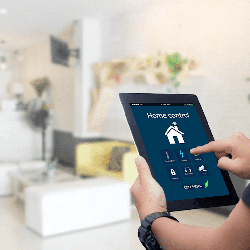 Smart Lighting & Temperature Control